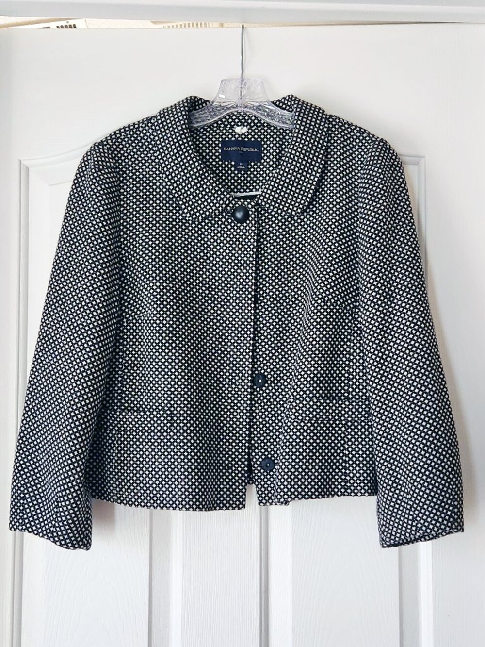 Banana Republic Womens  Size 14 Cropped Black and White Wool Blend Jacket